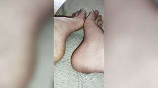 Nice sexy guy feet barfoot