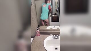 Genderqueer tgirl stroking