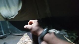 Buck jacking in the tent