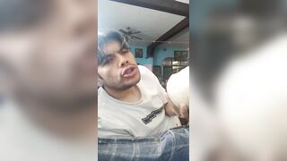 HOMBRE JOVEN SE COGE UN MELÓN ESTRECHO CON SU VERGA DE 18CM ????????