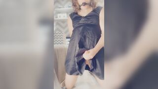 Femboy drools and cums