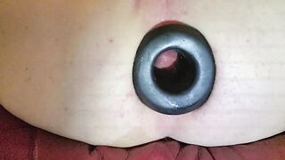 Inserting an ass grommet to show inside ass