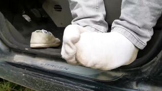 Male feet and stinky socks pedalpumping