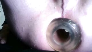 HUGE BUTT PLUG TUNNEL