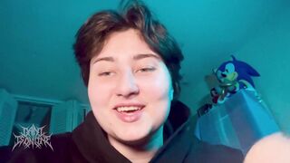 chubby ftm celebrates one month on t by jerking off