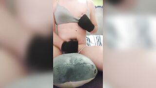 teen femboy masterbaits and cums on his toy shark