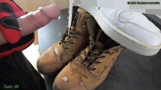 14 Cumshots on Docker Boots (slowmotion)