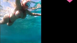 Huge Tits under Water