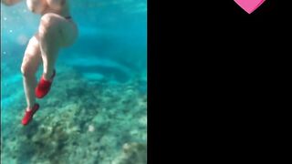 Huge Tits under Water