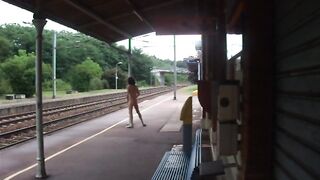 TOTALLY NAKED AT THE STATION