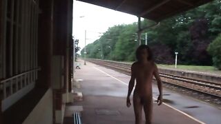 TOTALLY NAKED AT THE STATION