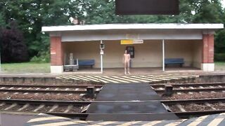 TOTALLY NAKED AT THE STATION