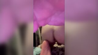 Gainer Pig shaking his fat ass