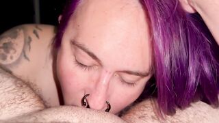 Purple-haired T4T slut goes down on trans boyfriend