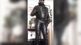 Sexy Leather Black Mature Muscle Scenes