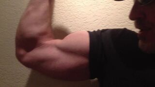 Bicep Flex Up Close