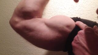 Bicep Flex Up Close