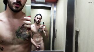 Naked inside the lift and jerk off