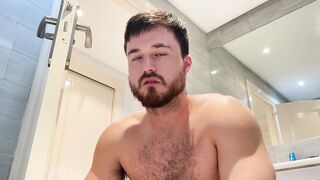 Toilet cleaning slave