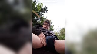 Outdoor jerk