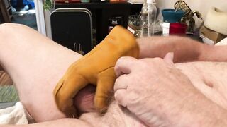 Wrangler Work Gloves Beat Off and Cumshot