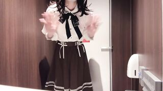 [Crossdressing] Japanese masturbation with a lot of ejaculation in a cute uniform ????