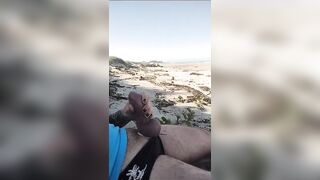 EU NA PRAIA SOCANDO UMA PUNHENTA COM MEU PAU INCHADÃO...GROSSAO