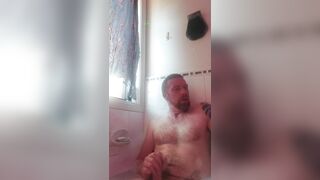 Husband jerks off secretly in the bath