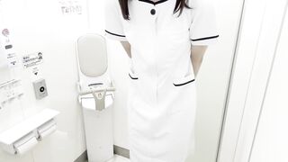 【女装】ナース服を着用してスカートコキしてオナニー????????